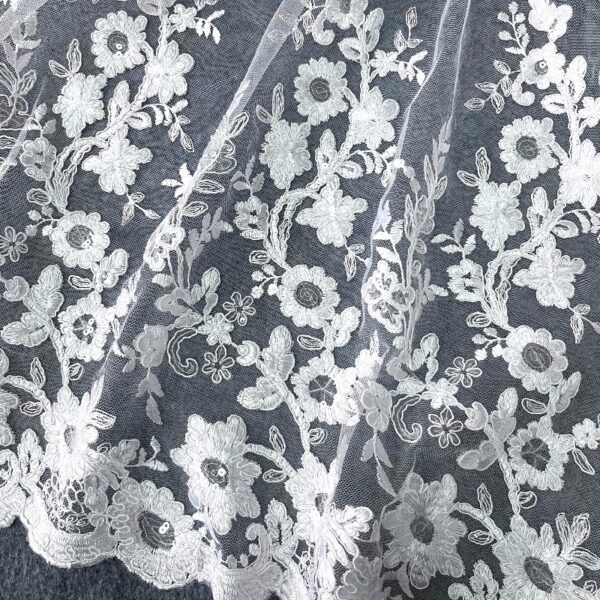 Fashion lace embroidery fabric Swiss mesh water-soluble embroidery milk silk fabric double-sided symmetrical positioning wave flower