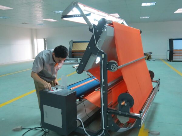 Fully Automatic Fabric Rolling Machine